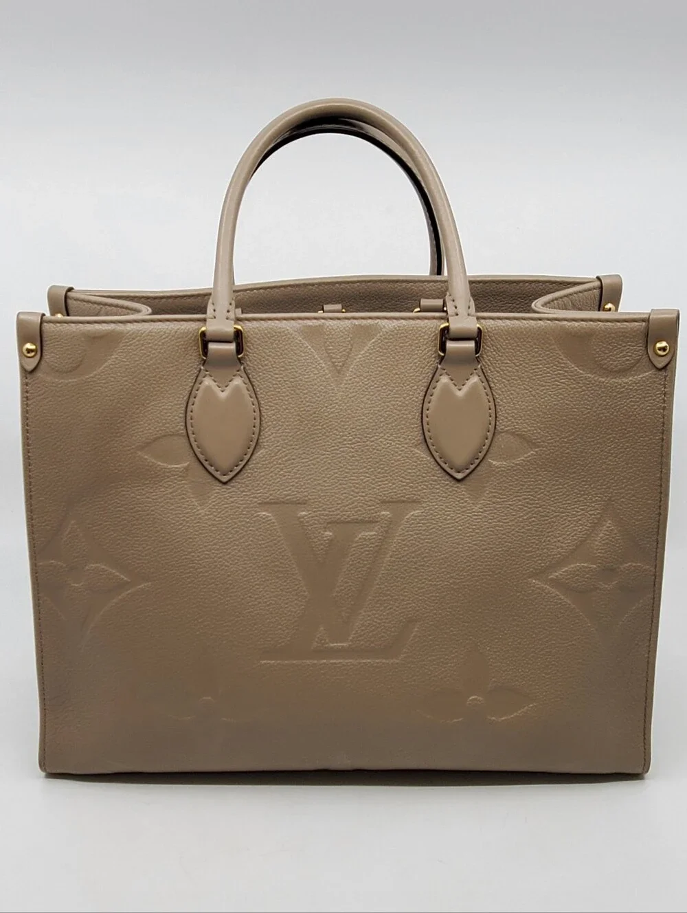 Louis Vuitton ➡️louis vuitton